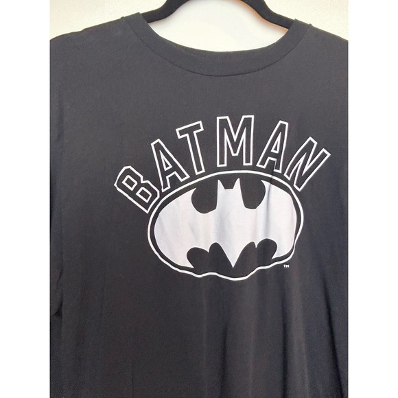 Batman Graphic Black White Long Sleeve Tee Shirt Unisex Large 100% Cotton - Picture 3 of 7